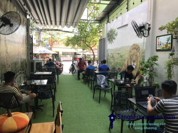Cần sang quán cafe nằm khu dân cư đông đúc mặt tiền đường Triệu Việt Vương, phường An Hải Tây, quận sơn Trà, Đà Nẵng.