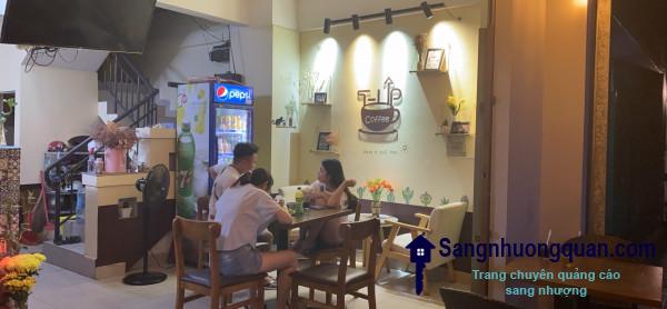 Sang quán cafe