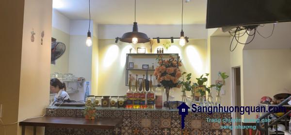 Sang quán cafe