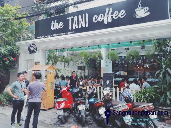 Sang nhanh quán cafe, cơm văn phòng nằm trung tâm quận Tân Bình.