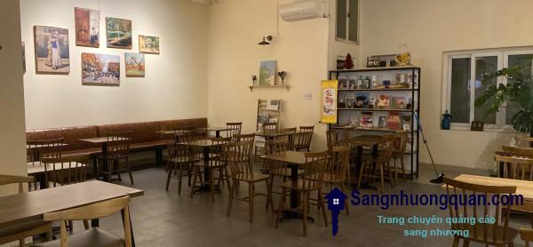 Sang quán cafe