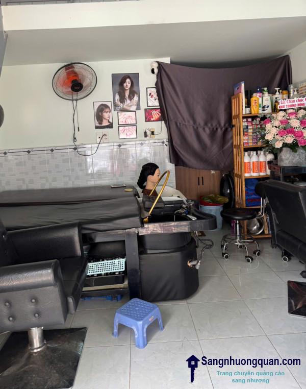 Sang tiệm tóc - nail