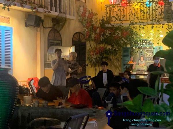 Sang quán cafe