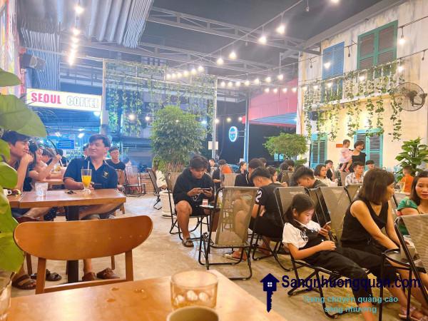 Sang quán cafe