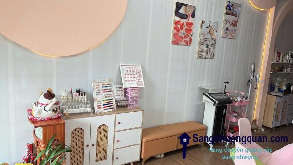 Sang tiệm tóc - nail