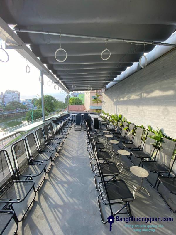 Sang quán cafe