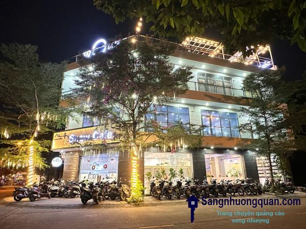 Sang quán cafe
