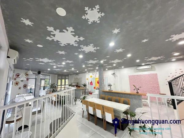 Sang quán cafe