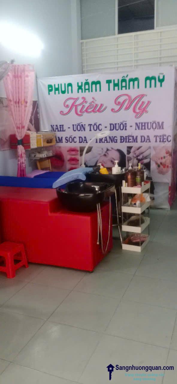 Sang tiệm tóc - nail
