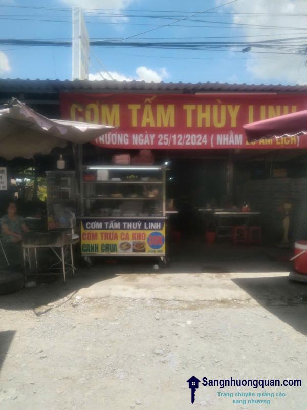 Sang quán cơm