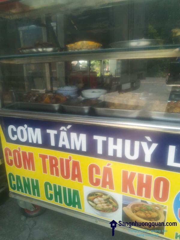 Sang quán cơm