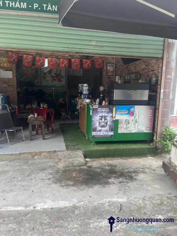 Sang quán cafe