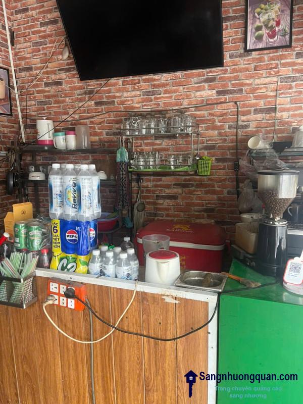 Sang quán cafe