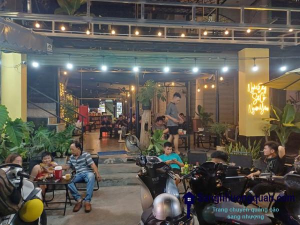 Sang quán cafe