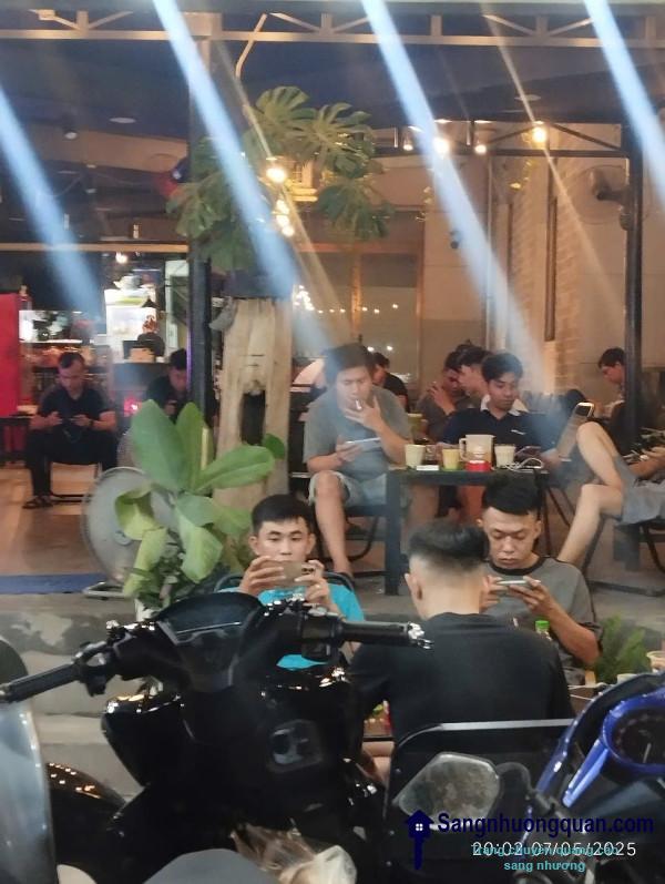 Sang quán cafe