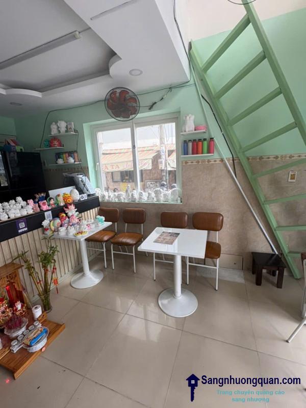 Sang quán cafe