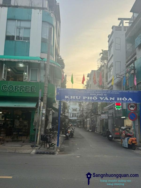 Sang quán cafe