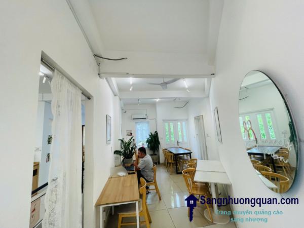 Sang quán cafe