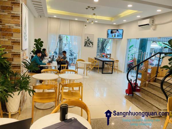 Sang quán cafe