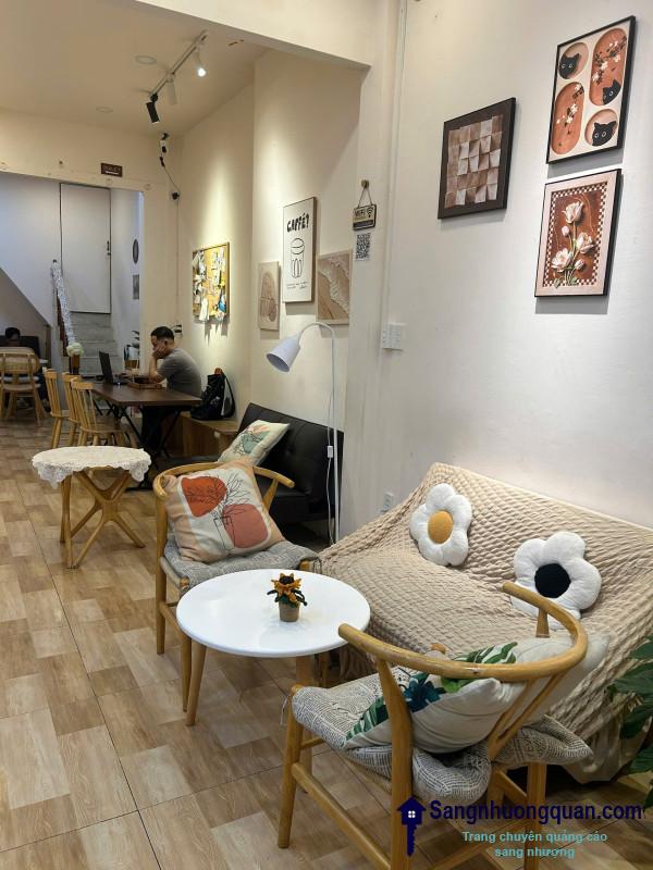 Sang quán cafe