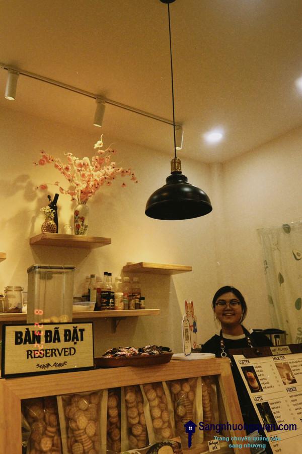 Sang quán cafe