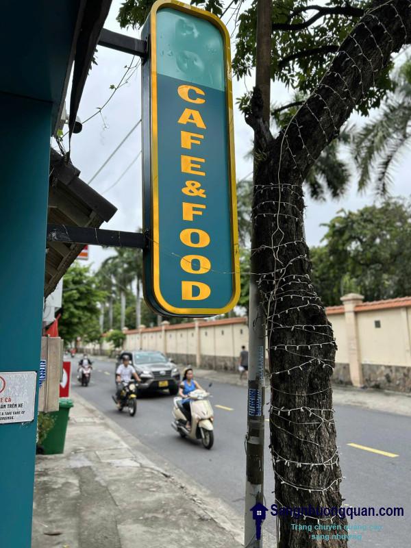 Sang quán cafe