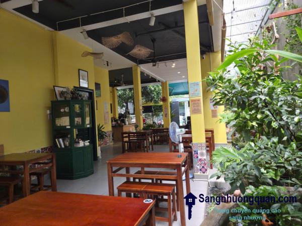 Sang quán cafe