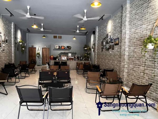 Sang quán cafe