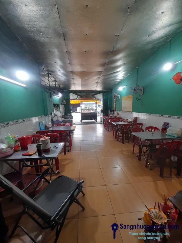 Sang quán cơm
