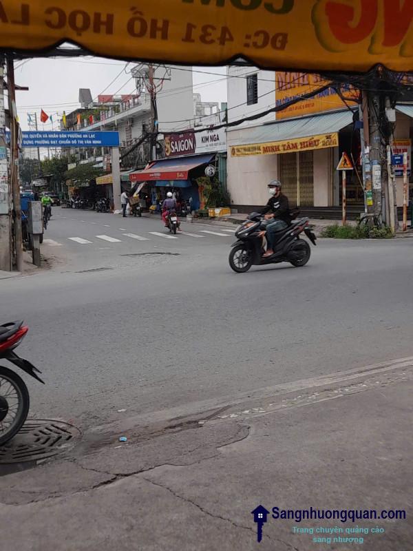 Sang quán cơm
