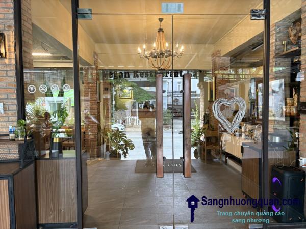 Sang nhà hàng Sang nhà hàng