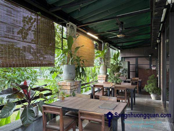 Sang nhà hàng Sang nhà hàng