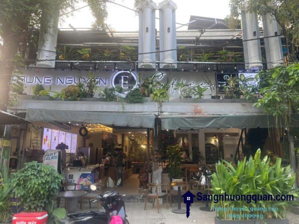 Sang Nhượng Quán Cafe Ở Trung Tâm Quận 7