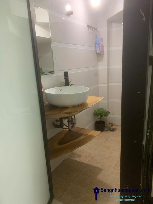 Sang tiệm tóc - nail