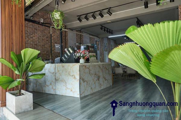 Sang quán cafe