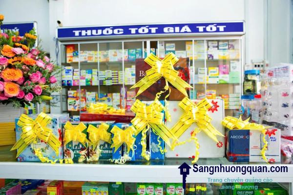 Sang nhà thuốc tây