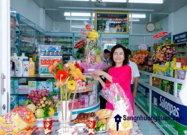 Sang nhà thuốc tây