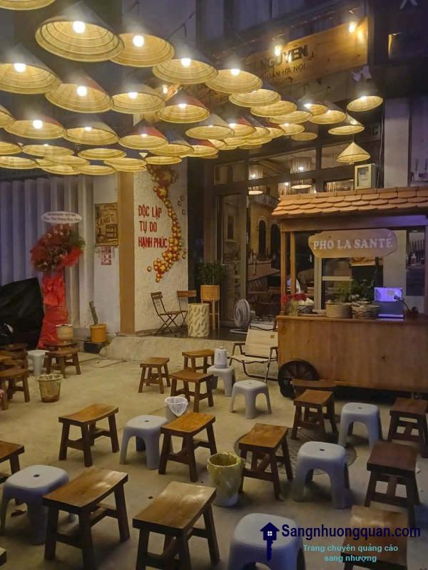 Sang quán cafe