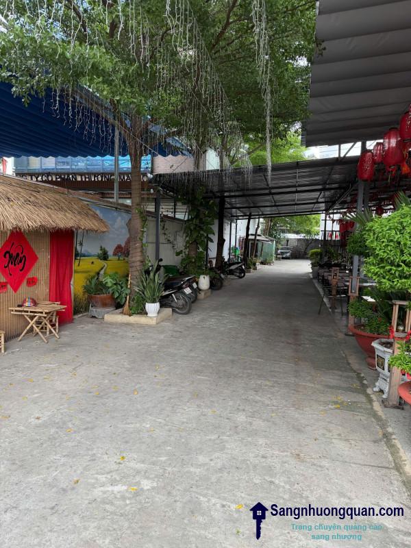 Sang quán cafe