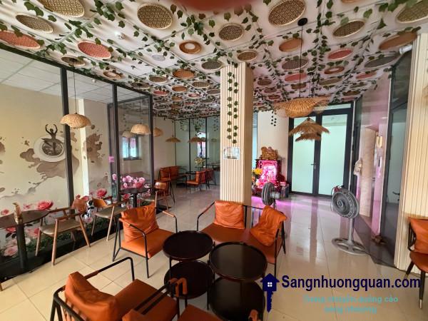 Sang quán cafe