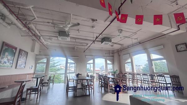 Sang quán cafe