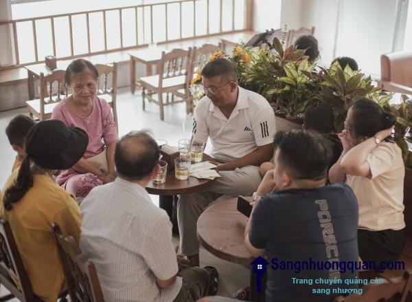 Sang quán cafe