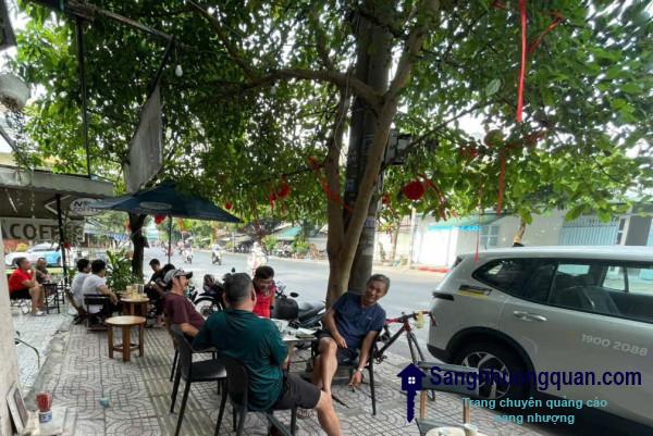 Sang quán cafe