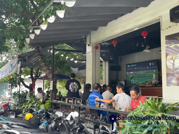 Sang quán cafe