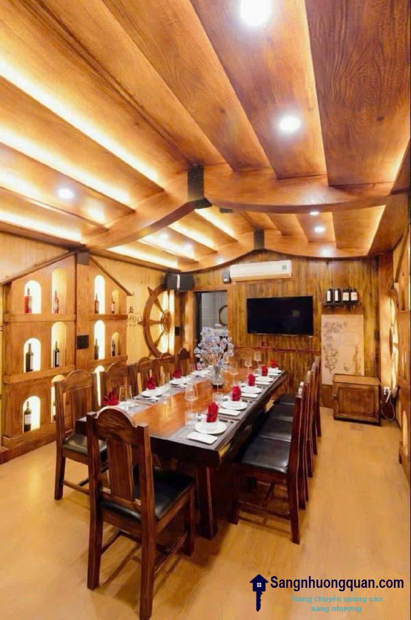 Sang nhà hàng